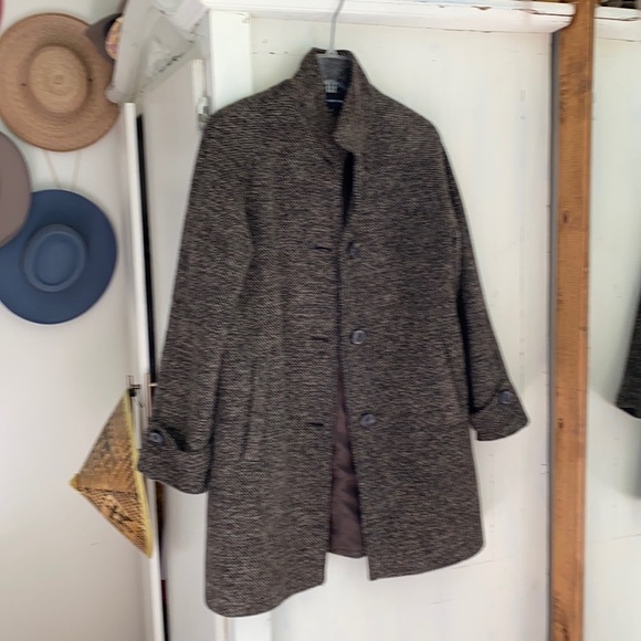 Jones New York - Picture 1 of 5